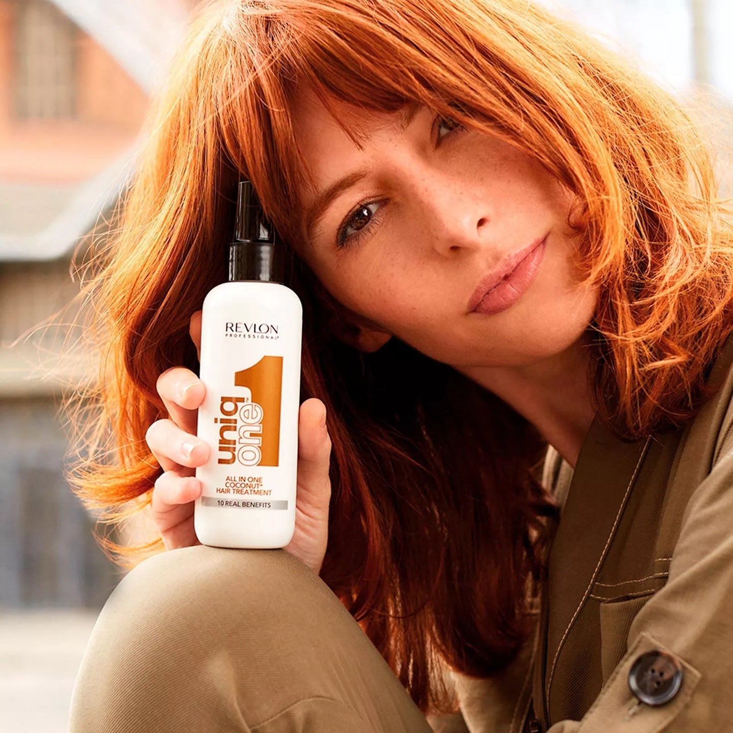Revlon Professional UniqONE™ Repair Hair Spray Leave-In Treatment - 150ml - "All-in-One" 10 Benefits Hair Serum - Coconut Fragrance